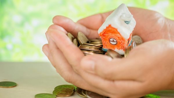 Cum să obții casa visurilor tale fără să-ți sufoci bugetul lunar?