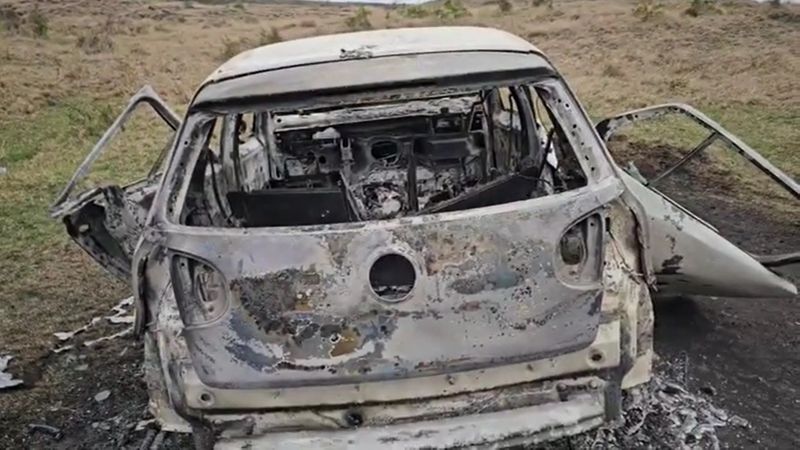 Monica și Valentin și-au găsit sfârșitul carbonizați într-o mașină 