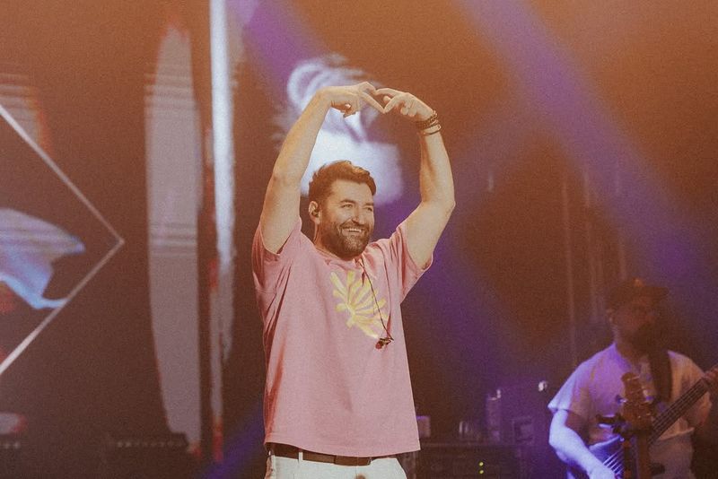 Smiley încasează sume mari pentru spectacolele sale 