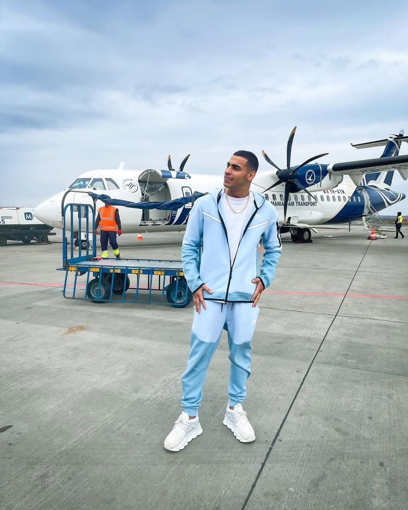 Gheboasă, scandal cu o clientă a salonului iubitei sale 