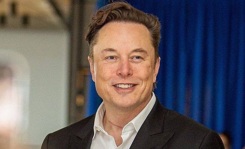 Elon Musk neagă acuzațiile influenceriței Ashley St. Clair