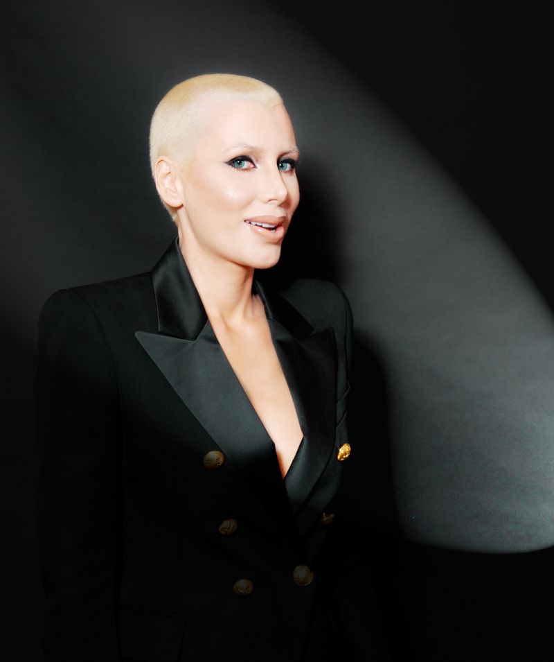 Cătălina Toma reacționează la acuzațiile aduse lui Theo Rose