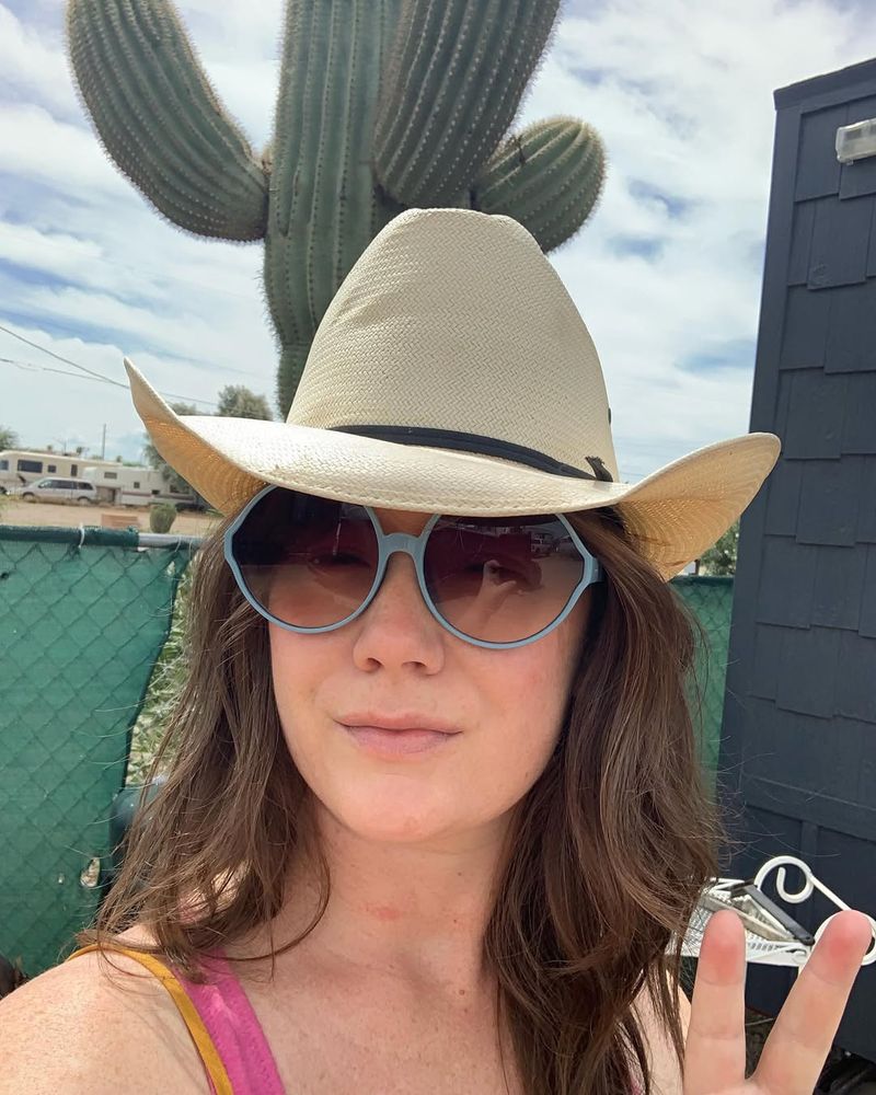  Elizabeth Anne Hanks