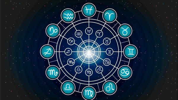 Horoscop de Florii 2025. Zodiile care au parte de noroc și noi &icirc;nceputuri de ziua numelui