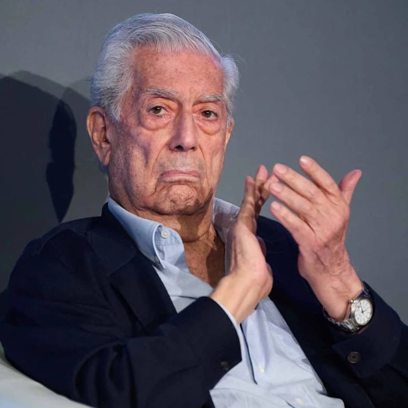  Mario Vargas Llosa