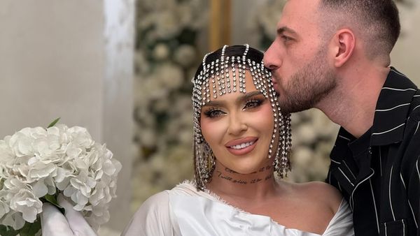 Oana Radu, primele declarații despre așa-zisa cununie civilă. Ce spune artista despre ținuta cu care a stârnit numeroase controverse