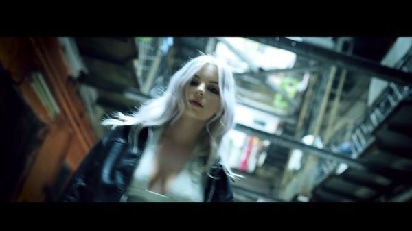 VIDEOCLIP: Delia Rus - Să mă ai 