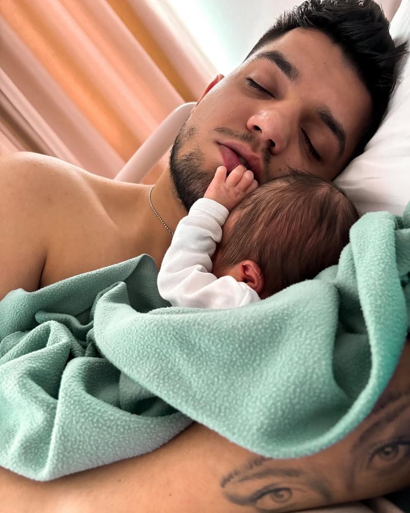 Iubita lui Babasha a născut în Săptămâna Mare