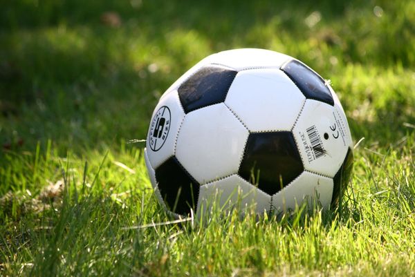 Cine este celebrul fotbalist care a murit &icirc;ntr-un grav accident cu puțin timp &icirc;nainte de Paște? Avea doar 39 de ani