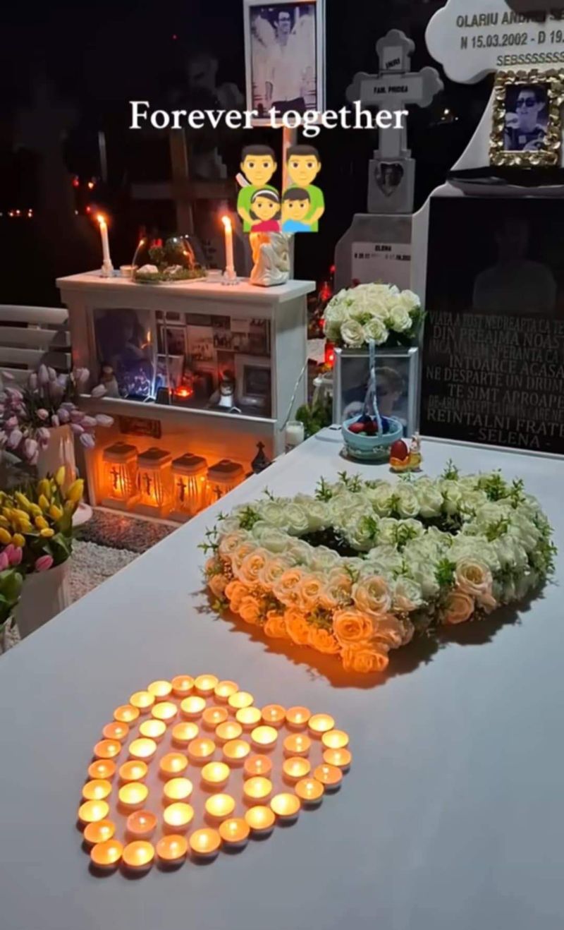 Părinții lui Sebi Olariu, la mormântul fiului în noaptea de Înviere