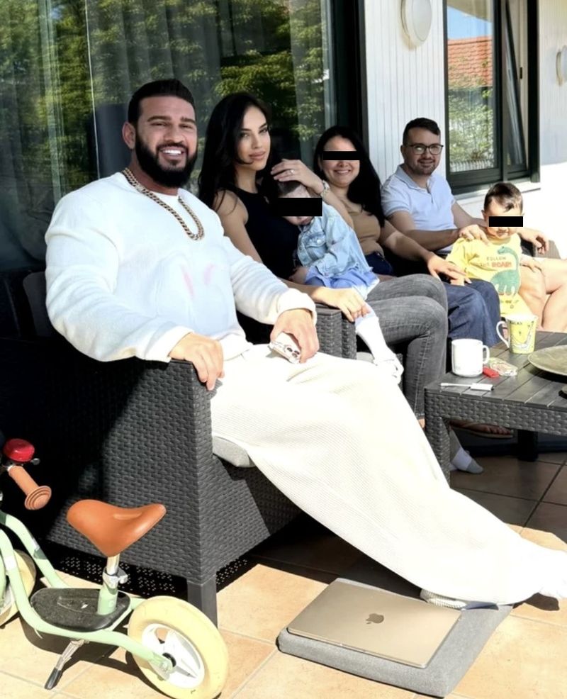 Dorian Popa, Paște în familie alături de fratele din Germania