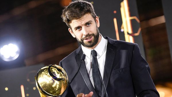 Gerard Pique, surprins cu o altă femeie după despărțirea de coșmarul Shakirei, Clara Chia Marti. Cei doi au fost împreună 3 ani