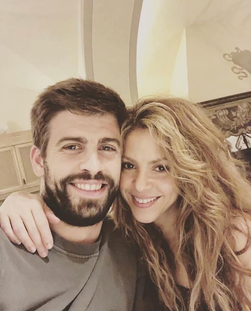 Gerard Pique, surprins cu o altă femeie după despărțirea de coșmarul Shakirei, Clara Chia Marti