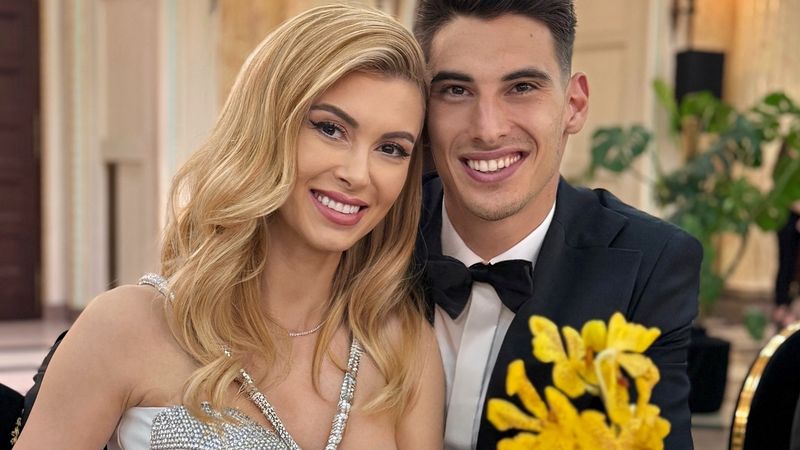Andreea Bălan &icirc;mbracă din nou rochia de mireasă! Primele detalii despre nunta cu Victor Cornea
