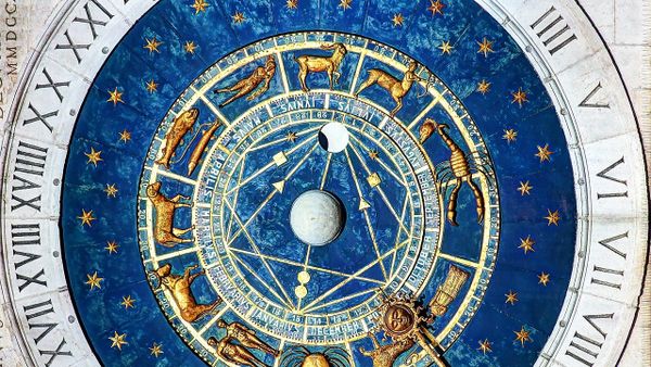 Horoscop de weekend, 10-11 mai 2025: Berbecii repară o relație care părea distrusă definitiv. Săgetătorii &icirc;și dau seama că anumite persoane profită de ei&nbsp;