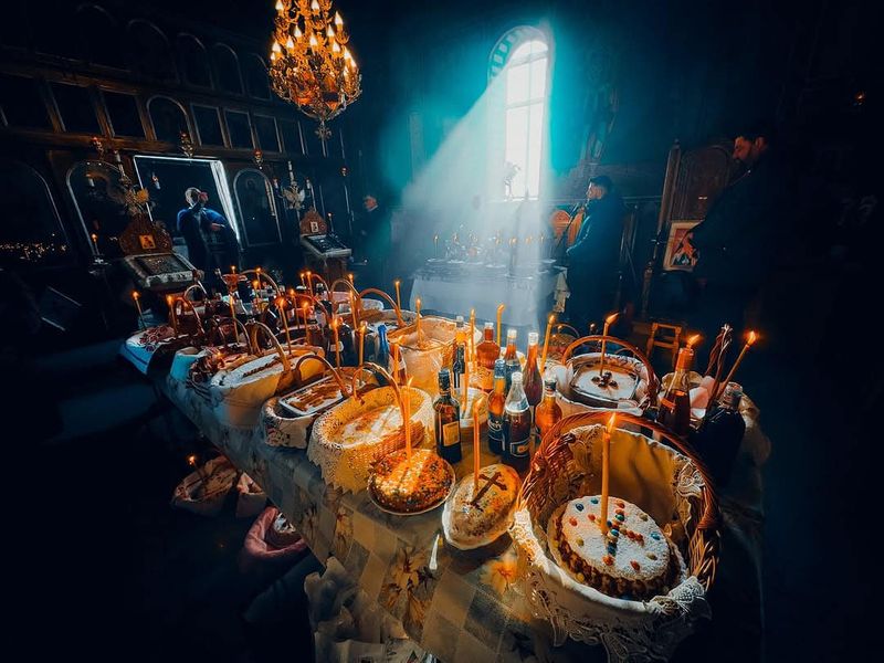 Ce e bine să dai de pomană de Moșii de vară? 