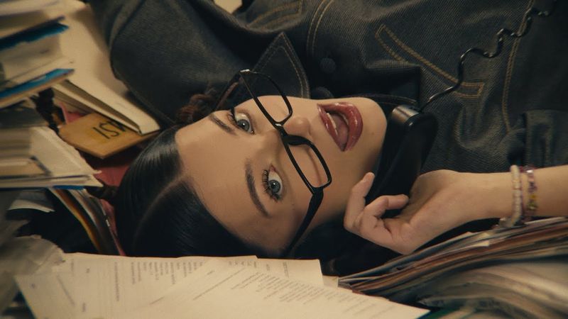 VIDEOCLIP: Roxen - Favourite Type