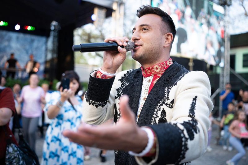 Mesajul transmis de Valentin Sanfira pentru părinții lui 