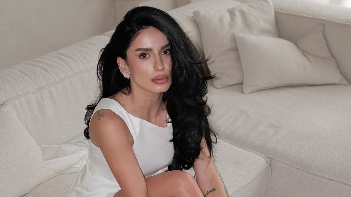 Cine este bărbatul alături de care s-a fotografiat Ioana Grama? 