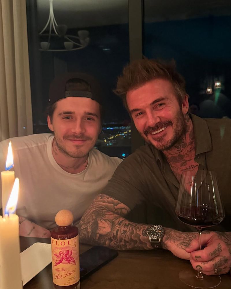Ce spun apropiații despre relația lui David Beckham cu fiul său? 