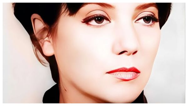 Cine a fost Cristina Deleanu? A cucerit Rom&acirc;nia &icirc;n &bdquo;Liceenii&rdquo; și a strălucit timp de patru decenii pe scena rom&acirc;nească