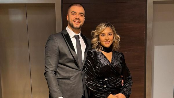 VIDEO Gestul făcut de un invitat la adresa Danielei Iliescu pe ringul de dans: "Dacă îl vedea Culiță îi rupea mâna". Imaginile de la botez stârnesc mare vâlvă în ONLINE: "REACȚIA ei este demnă de o femeie cu caracter. Nu știu câte ZÂNE reacționa așa"