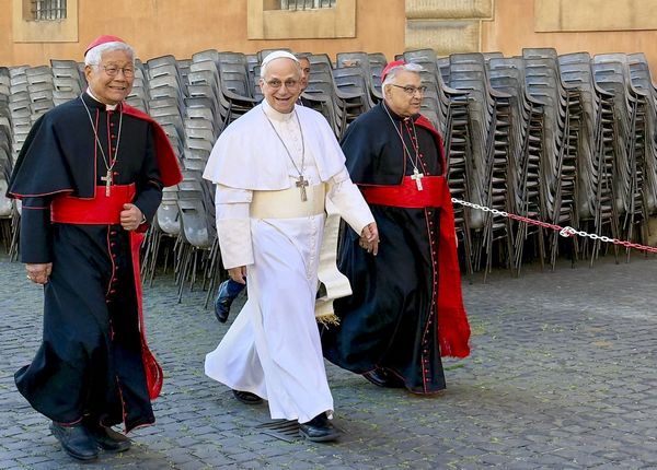 Şocul unui antrenor personal de la o sală din Roma c&acirc;nd a aflat că clientul său a devenit noul Papă: "Aici nimeni nu ştia că Robert era cardinal"