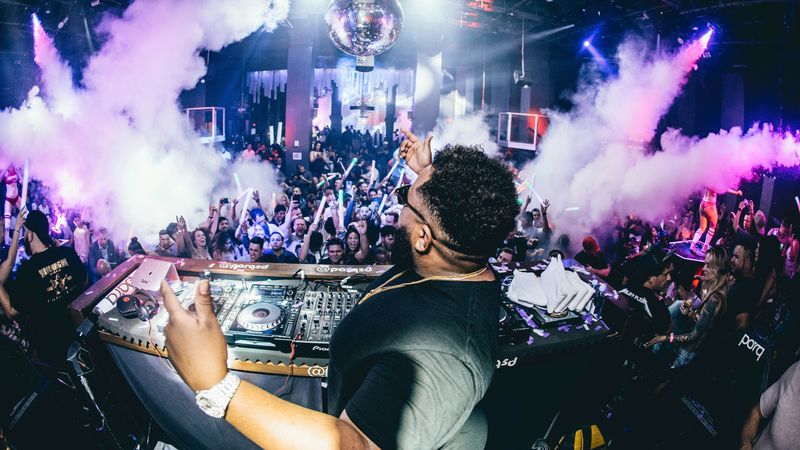 Ce faci &icirc;n weekendul 24-25 mai. Iată cele mai tari evenimente, spectacole, concerte și ateliere la care poți participa