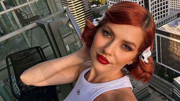 „Nu ți-ar fi rușine de tatăl tău” Lidia Buble, criticată dur pentru o fotografie îndrăzneață