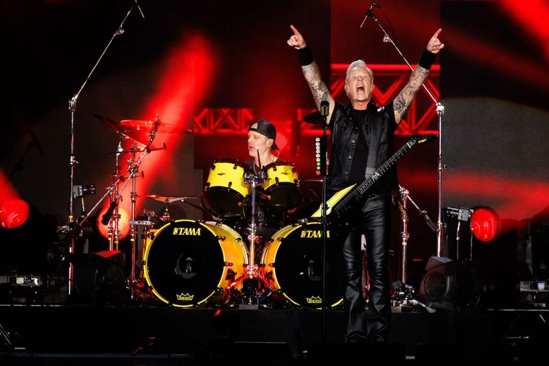 Vezi aici cum poți ajunge la concertul Metallica de pe Arena Națională 