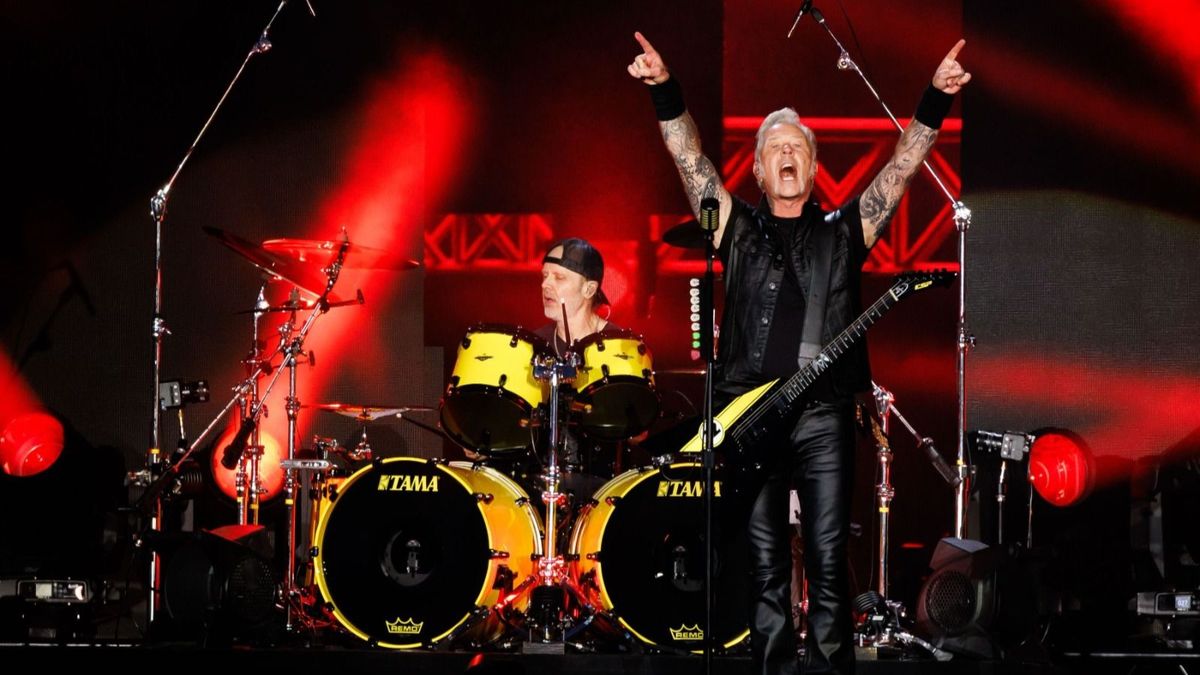 Cât costă biletele la Metallica? 