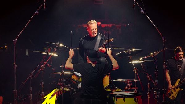 C&acirc;t costă biletele la categoria Platinum la concertul Metallica de la București de pe 13 mai 2026