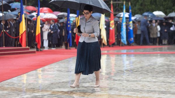 Ce avere are Delia Dinu, fosta consilieră prezidențială care va pleca de la Cotroceni după 20 de ani de activitate