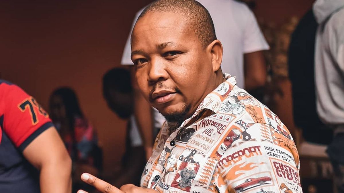 Presley Chweneyagae a murit la 40 de ani