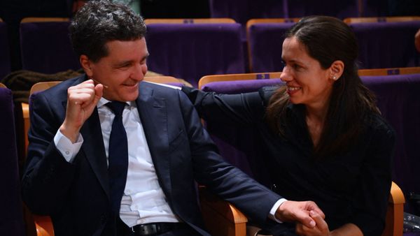 S-a schimbat sau nu Nicușor Dan după ce a fost ales președintele României? Ce spun locuitorii din cartierul în care încă locuiește alături de familia domniei sale