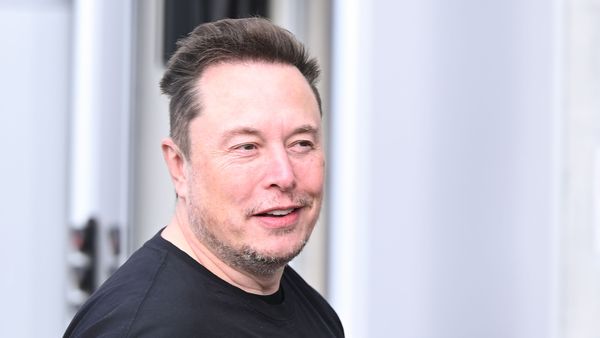 Musk, „dezamăgit” de Trump, renunţă la rolul său guvernamental