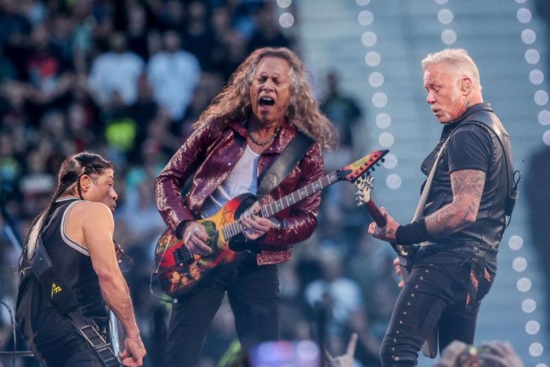 Metallica revine la București 