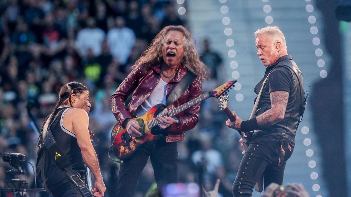Metallica revine la București 