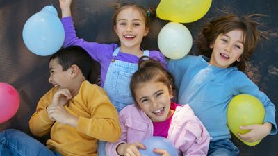 Cele mai frumoase mesaje de Ziua Copilului 2025. Texte pline de iubire pentru cei mici: „La mulți ani, copil frumos! Ne-ai făcut cei mai fericiți oameni de pe Pământ, te iubim!”