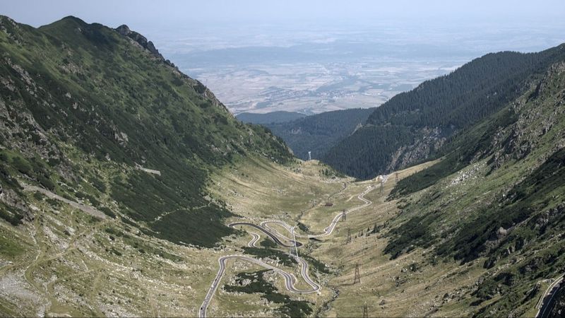 C&acirc;nd se redeschid Transfăgărășanul și Transalpina &icirc;n 2025
