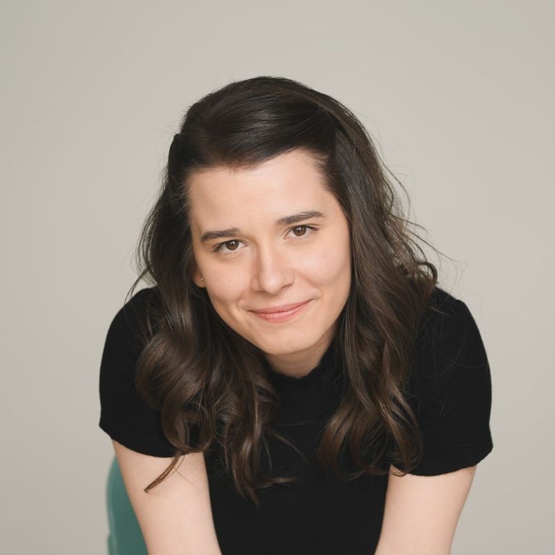 Kira Hagi se mărită cu Thomas Ferfelis.