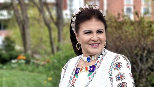 Tarifele interpreților de muzică populară pentru concertele din vara anului 2025. C&acirc;t cer Irina Loghin, Sofia Vicoveanca și Saveta Bogdan pentru un spectacol: &bdquo;Vara aceasta am mai multe evenimente, dar nu mă duc oriunde să c&acirc;nt&rdquo;