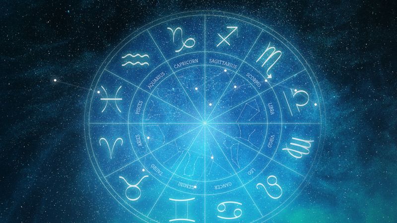 HOROSCOP de weekend, 14-15 iunie 2025. O relație importantă se destramă pentru Pești! &Icirc;i așteaptă două zile de haos total, trădări neașteptate, certuri și lacrimi amare
