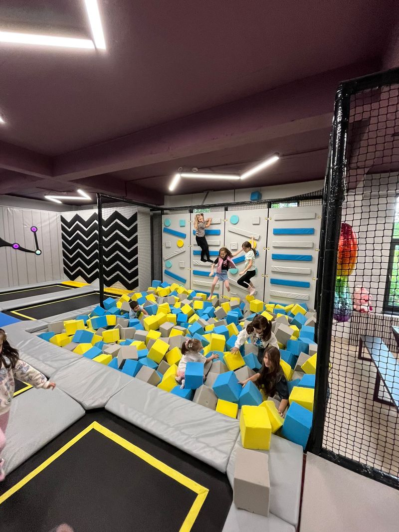 Unde îi poți organiza petrecerea de ziua de naștere copilului tău în 2025? 