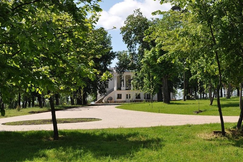 Ce poți vedea la Conacul Popeci? 