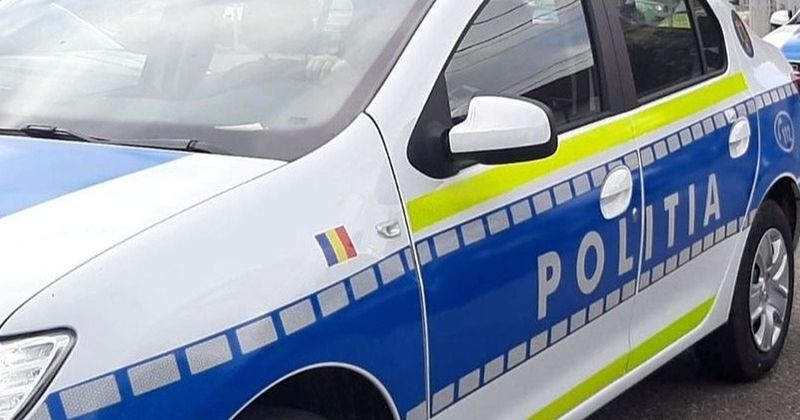  O femeie și-a dat foc în plină stradă.