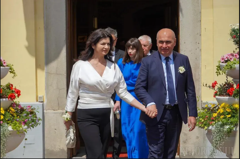Cum arată iubita lui Ilie Bolojan? 