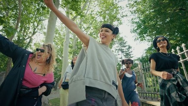 VIDEOCLIP: Irina Rimes - Hora fetelor