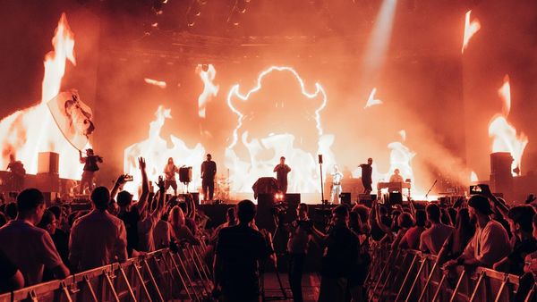 IntenCity 26-29 iunie 2025: Craiova devine capitala MUZICII URBANE cu J Balvin și Paris Hilton pe scenă