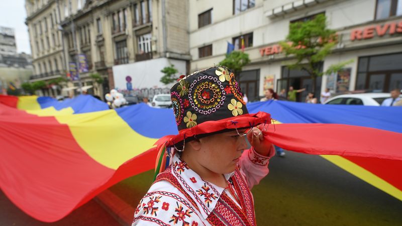 ZIUA DRAPELULUI, 26 iunie 2025: Mesajul lui Nicusor Dan: "Forţa naţiunii rom&acirc;ne este dată de solidaritatea noastră &icirc;n jurul valorilor democratice"